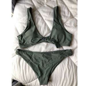 BRAND NEW bikini set with top and bottoms